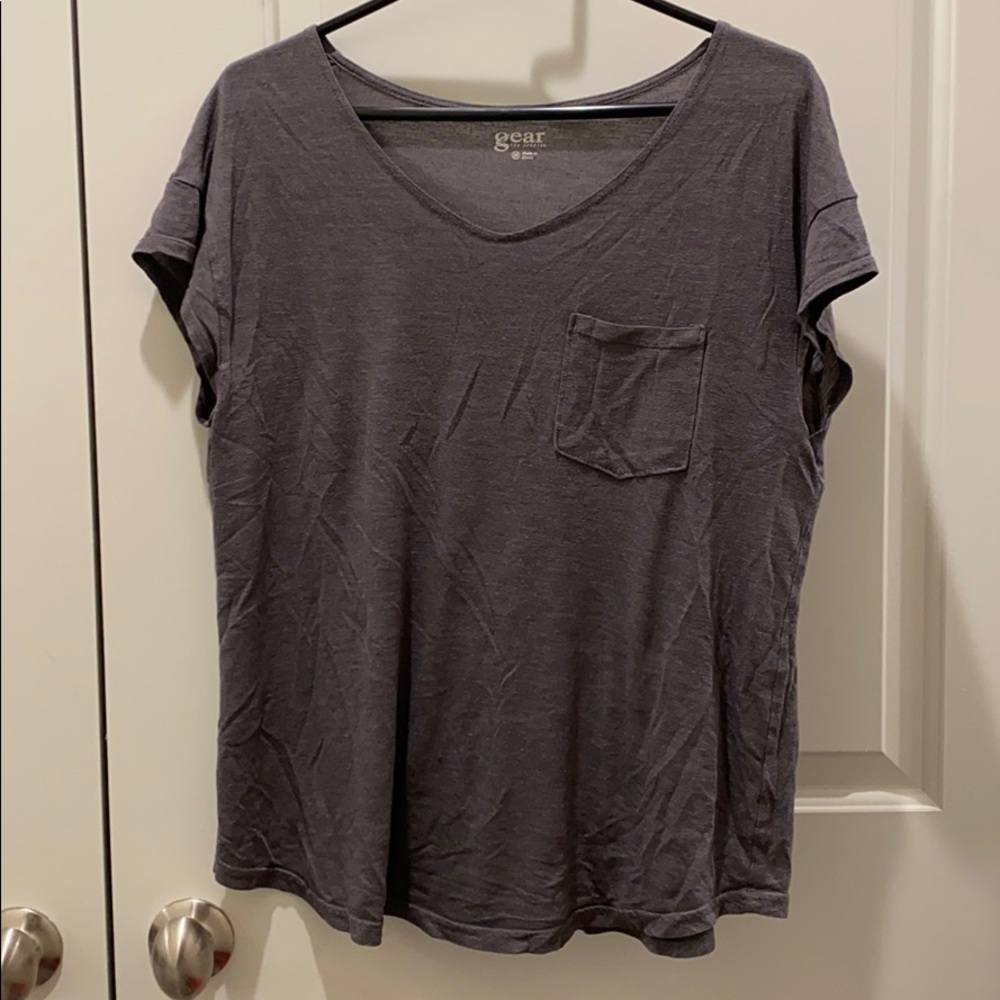 Grey pocket tee
